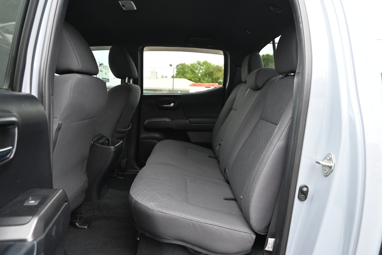Toyota Tacoma  2018