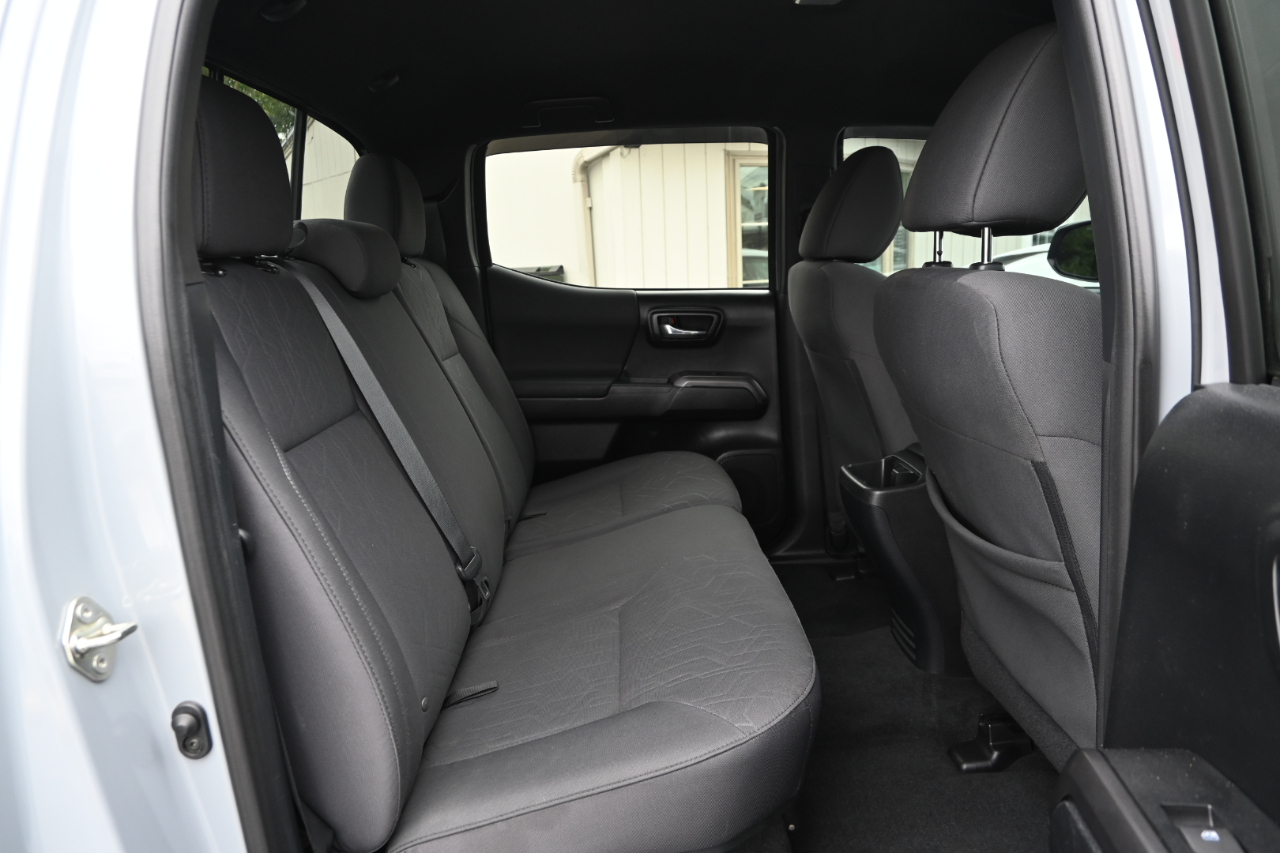 Toyota Tacoma  2018