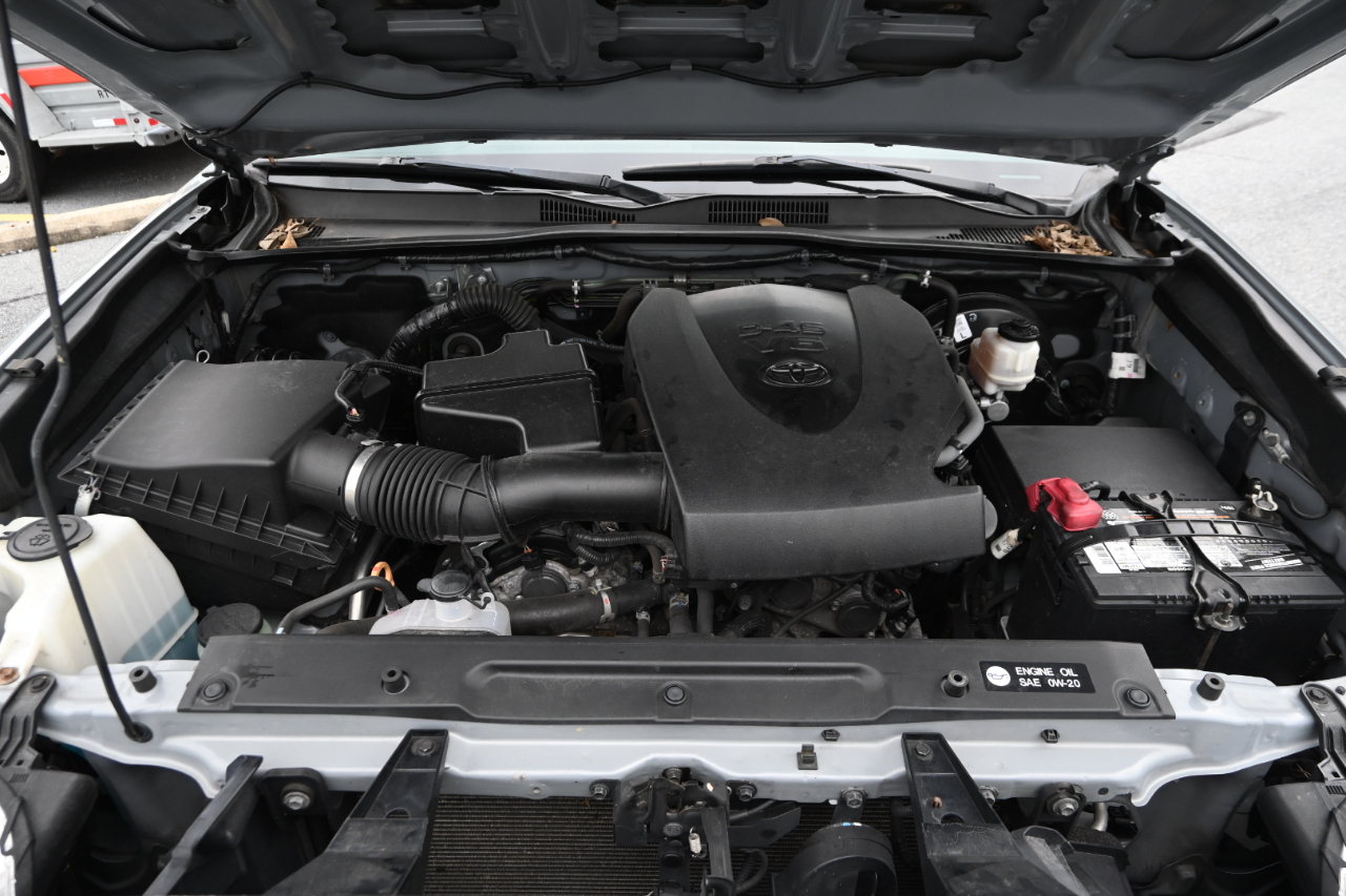 Toyota Tacoma  2018