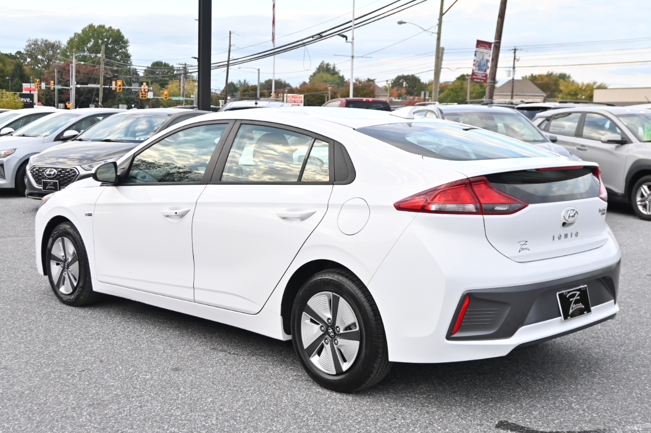 Hyundai Ioniq Hybrid Blue Hatchback 2020
