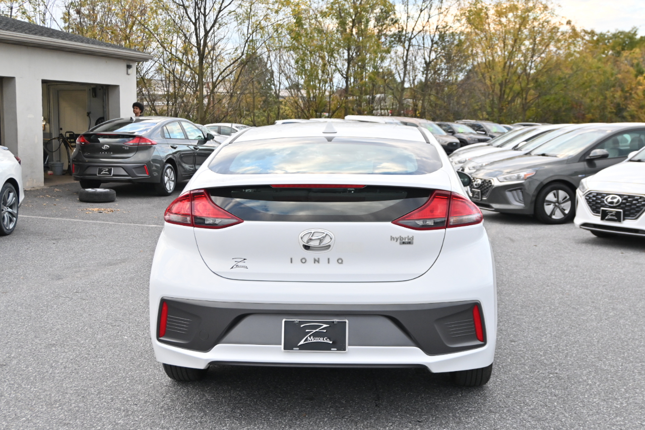 Hyundai Ioniq Hybrid Blue Hatchback 2020