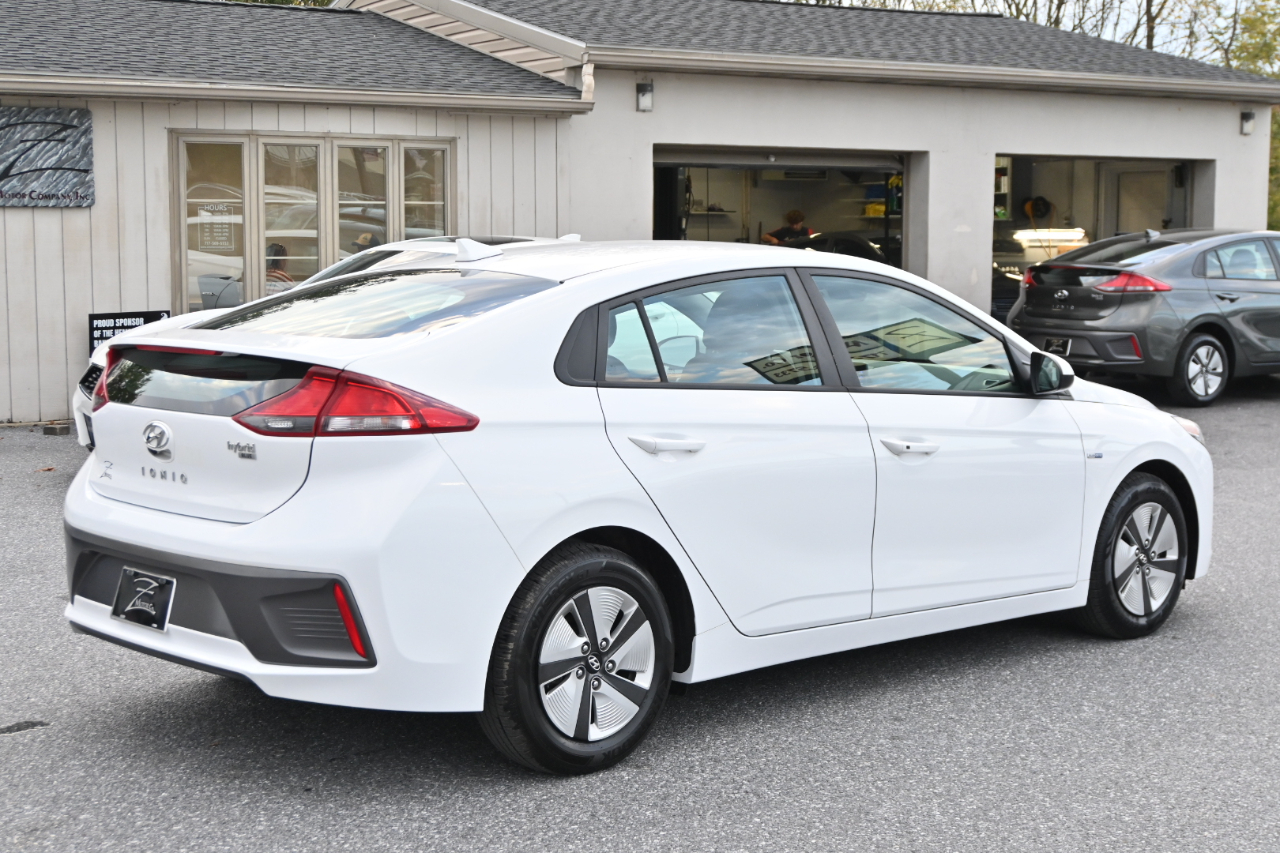 Hyundai Ioniq Hybrid Blue Hatchback 2020