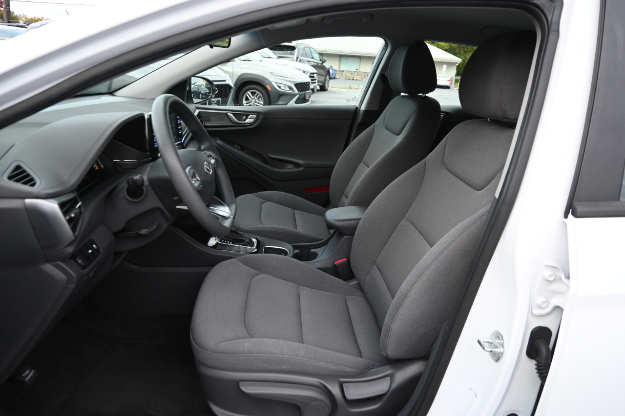 Hyundai Ioniq Hybrid Blue Hatchback 2020