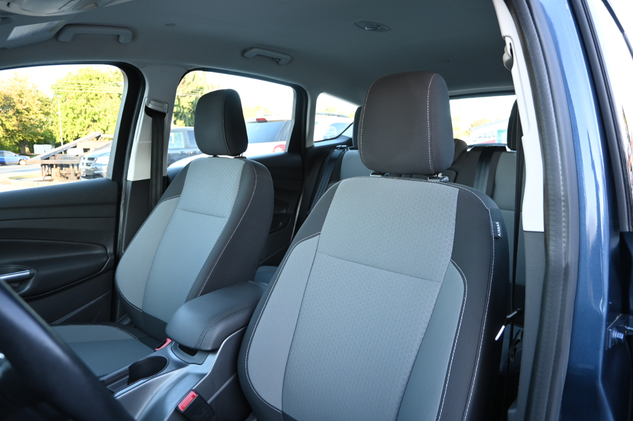 Ford C-Max Hybrid SE FWD 2018