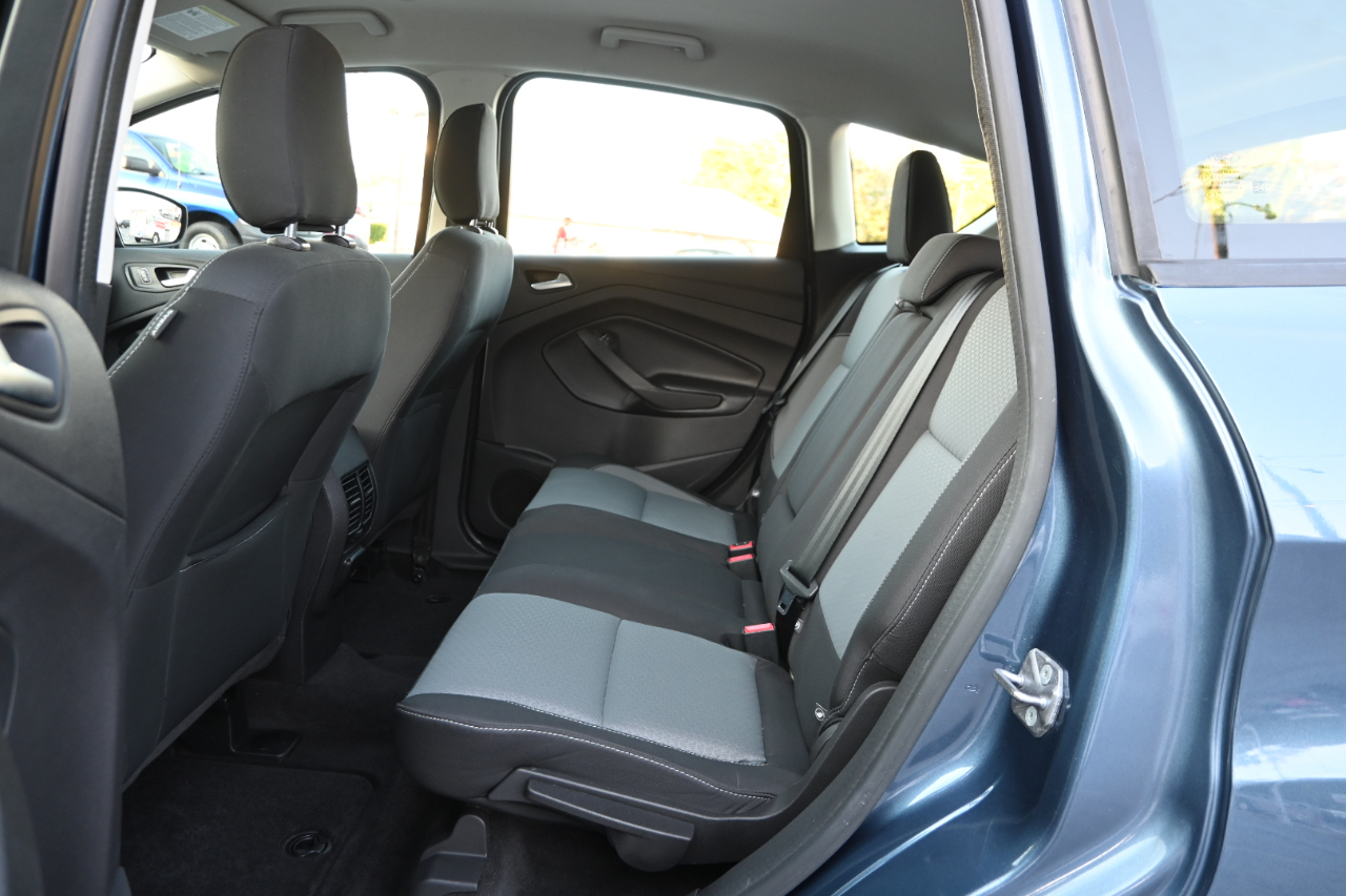 Ford C-Max Hybrid SE FWD 2018