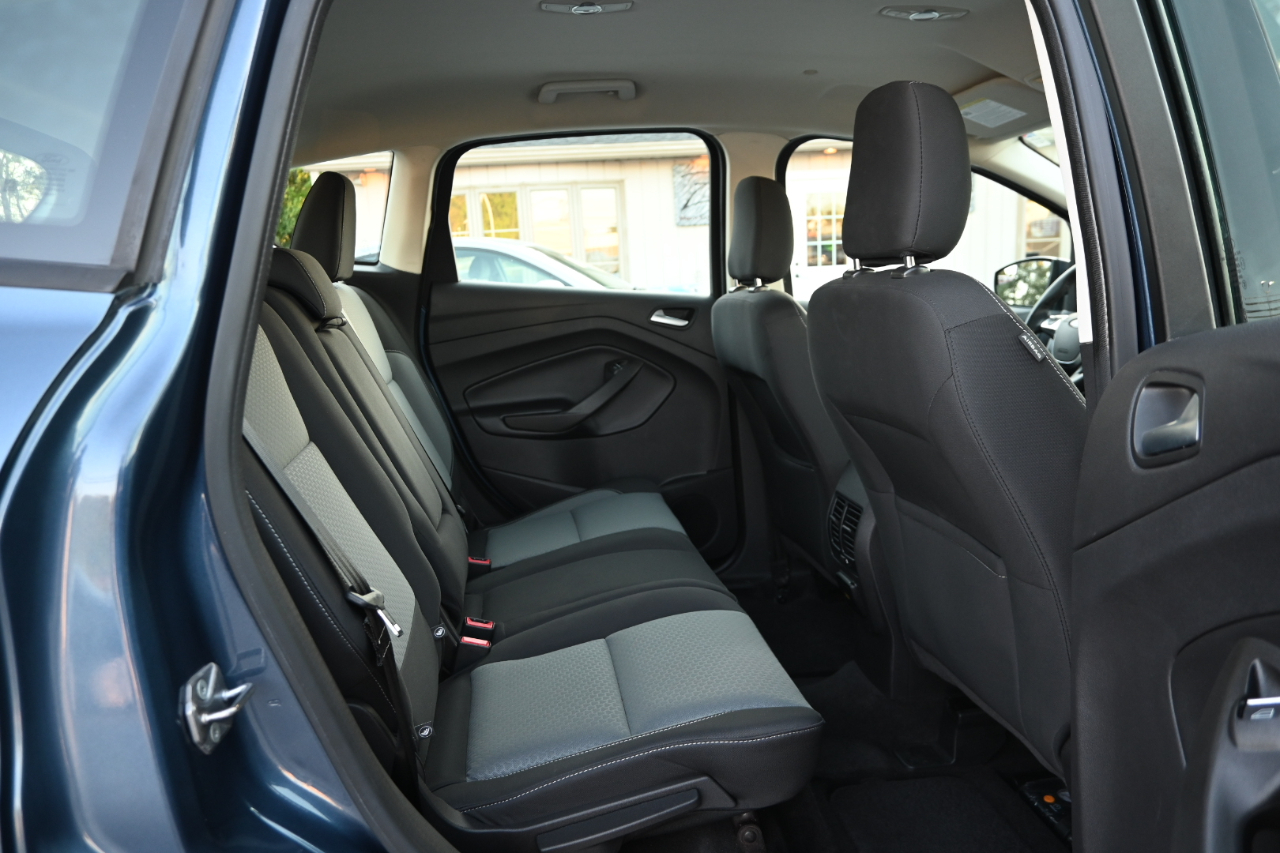Ford C-Max Hybrid SE FWD 2018