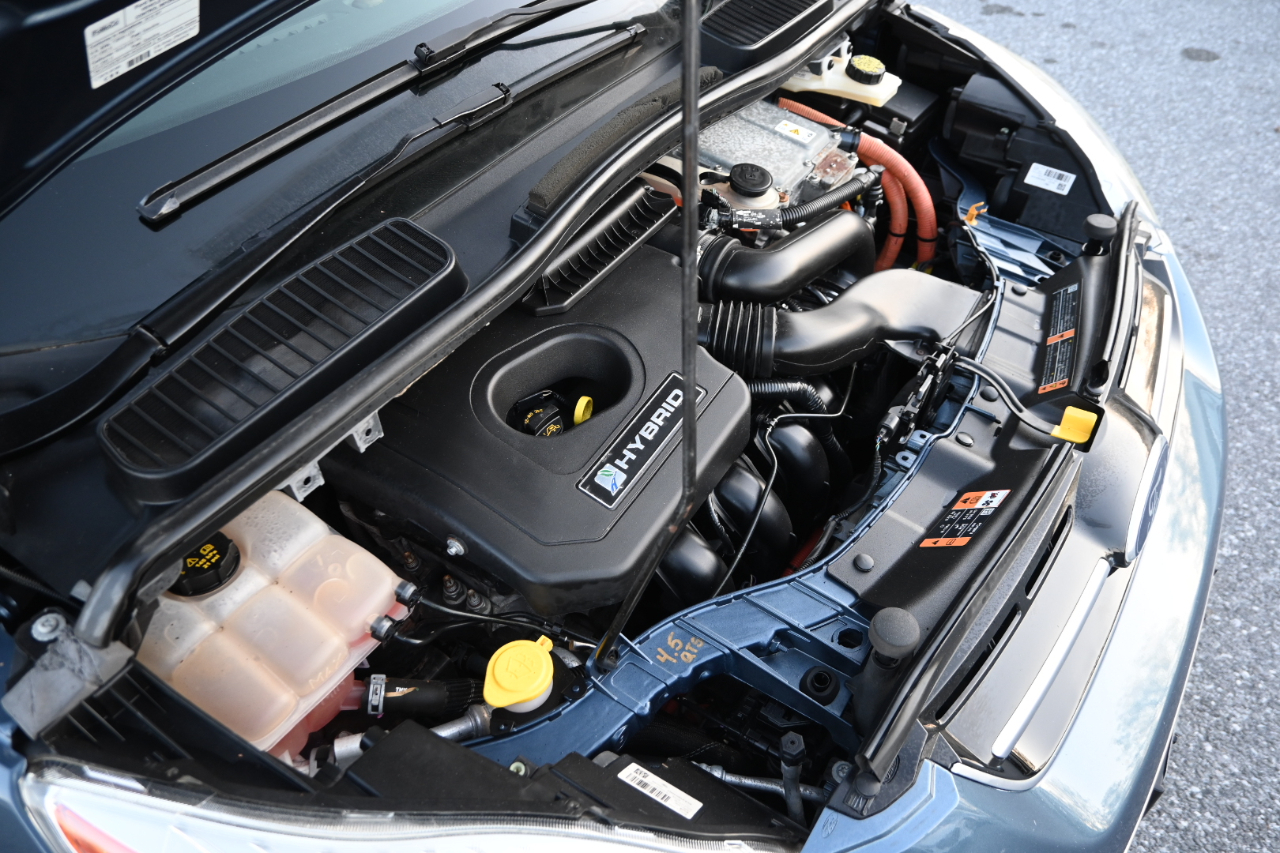 Ford C-Max Hybrid SE FWD 2018