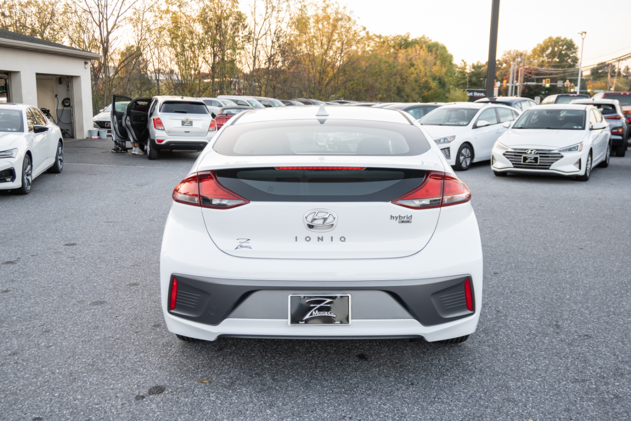 Hyundai Ioniq Hybrid Blue Hatchback 2020