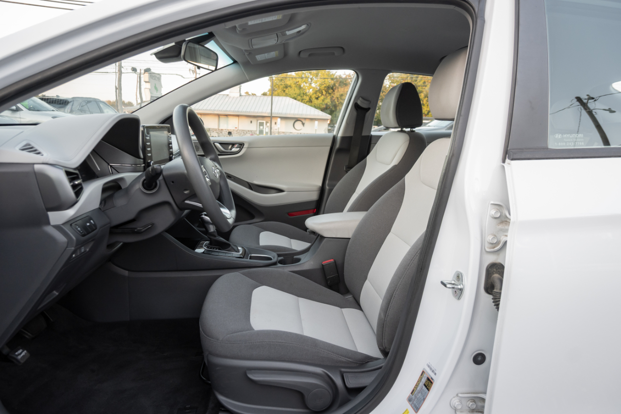 Hyundai Ioniq Hybrid Blue Hatchback 2020