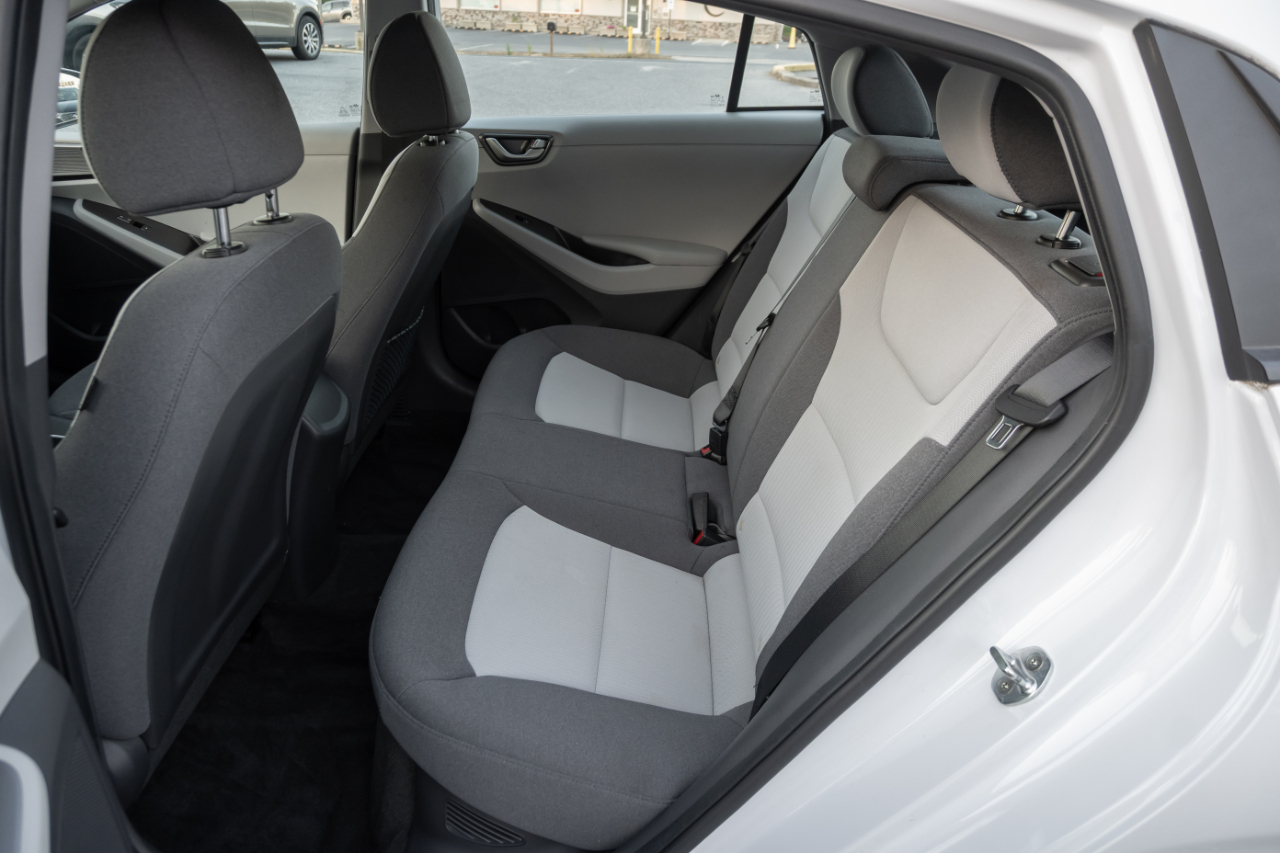 Hyundai Ioniq Hybrid Blue Hatchback 2020