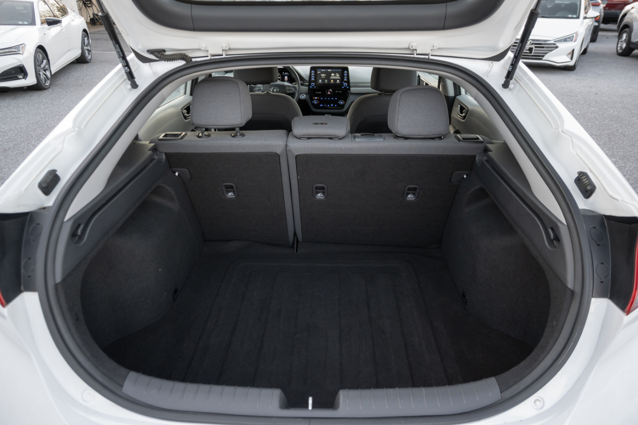 Hyundai Ioniq Hybrid Blue Hatchback 2020