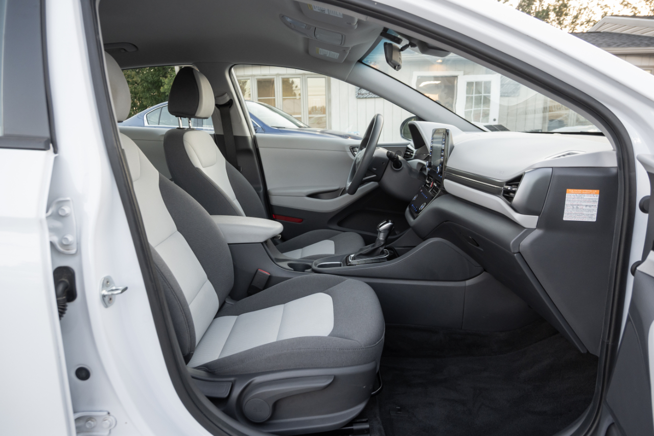 Hyundai Ioniq Hybrid Blue Hatchback 2020
