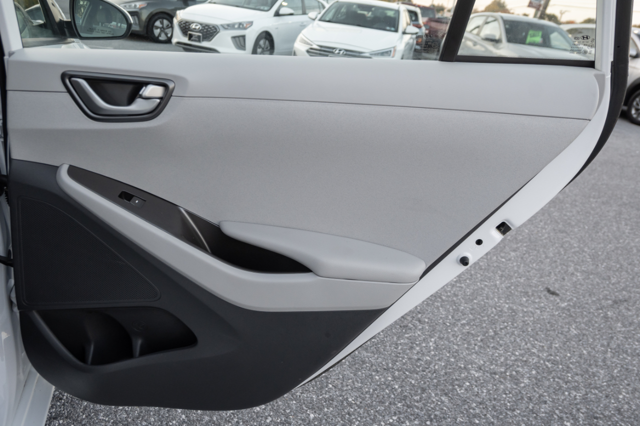 Hyundai Ioniq Hybrid Blue Hatchback 2020