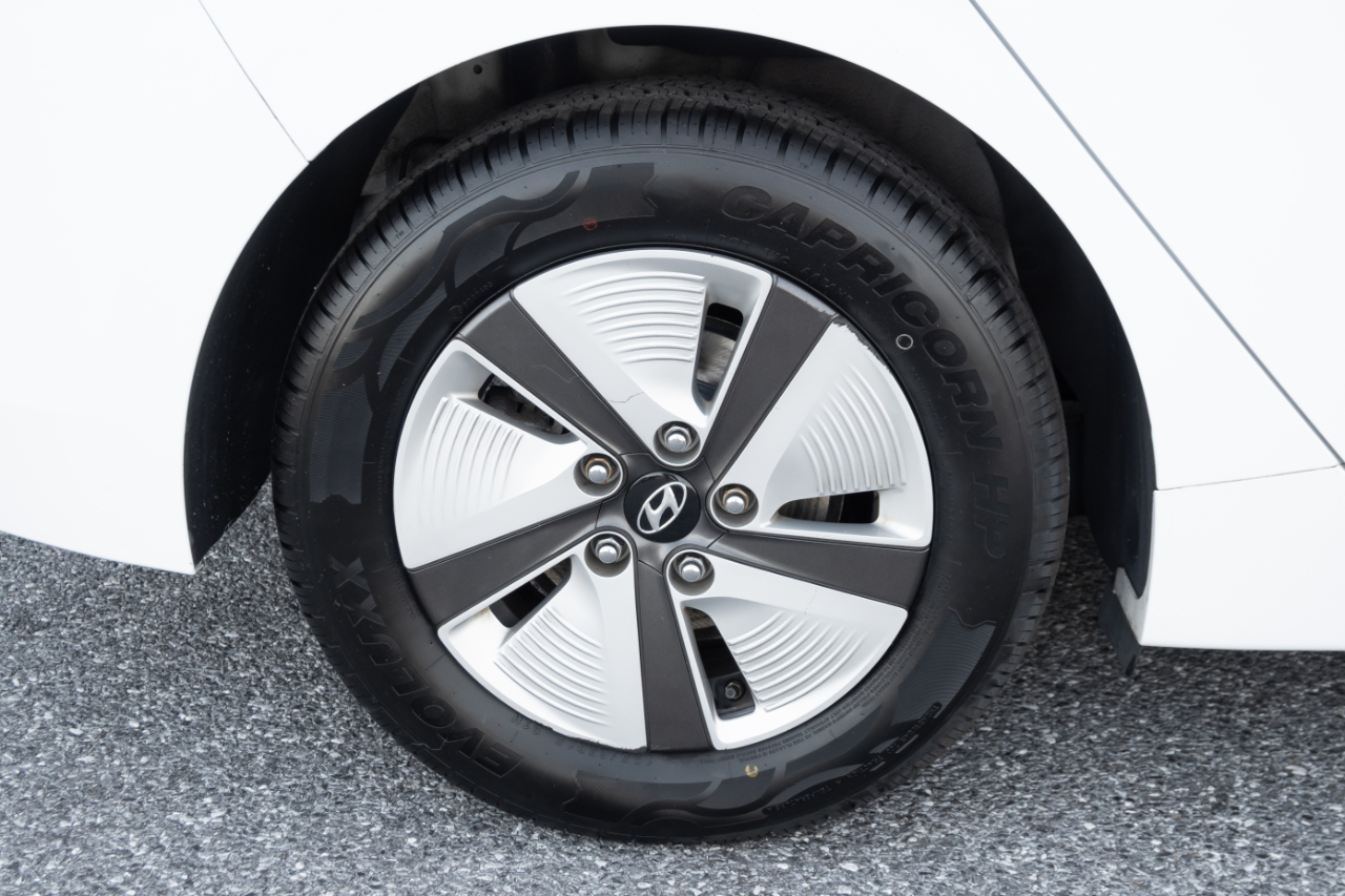 Hyundai Ioniq Hybrid Blue Hatchback 2020