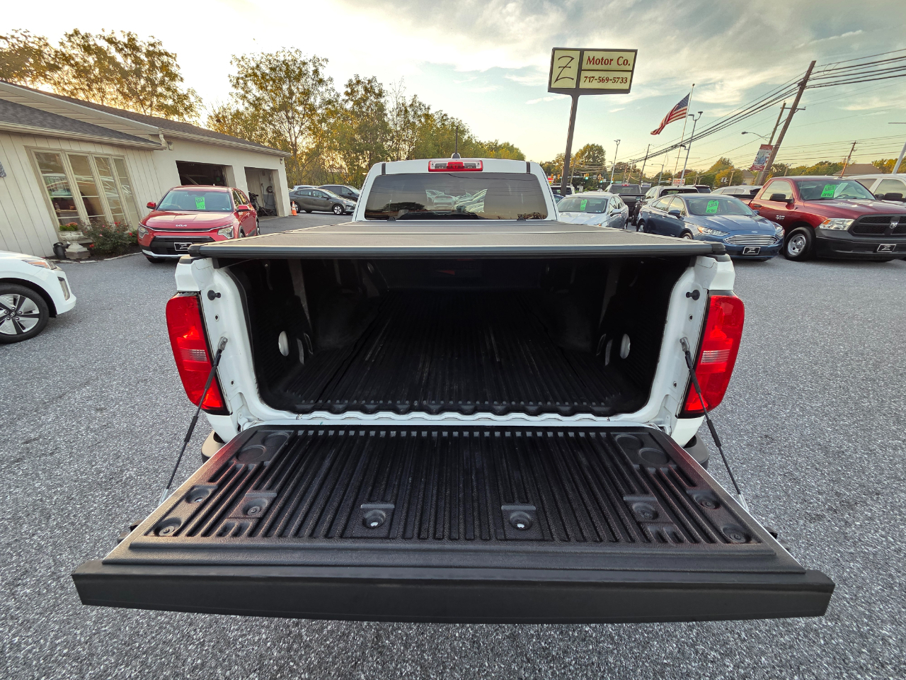 Chevrolet Colorado 2WD Ext Cab 128.3" WT 2017