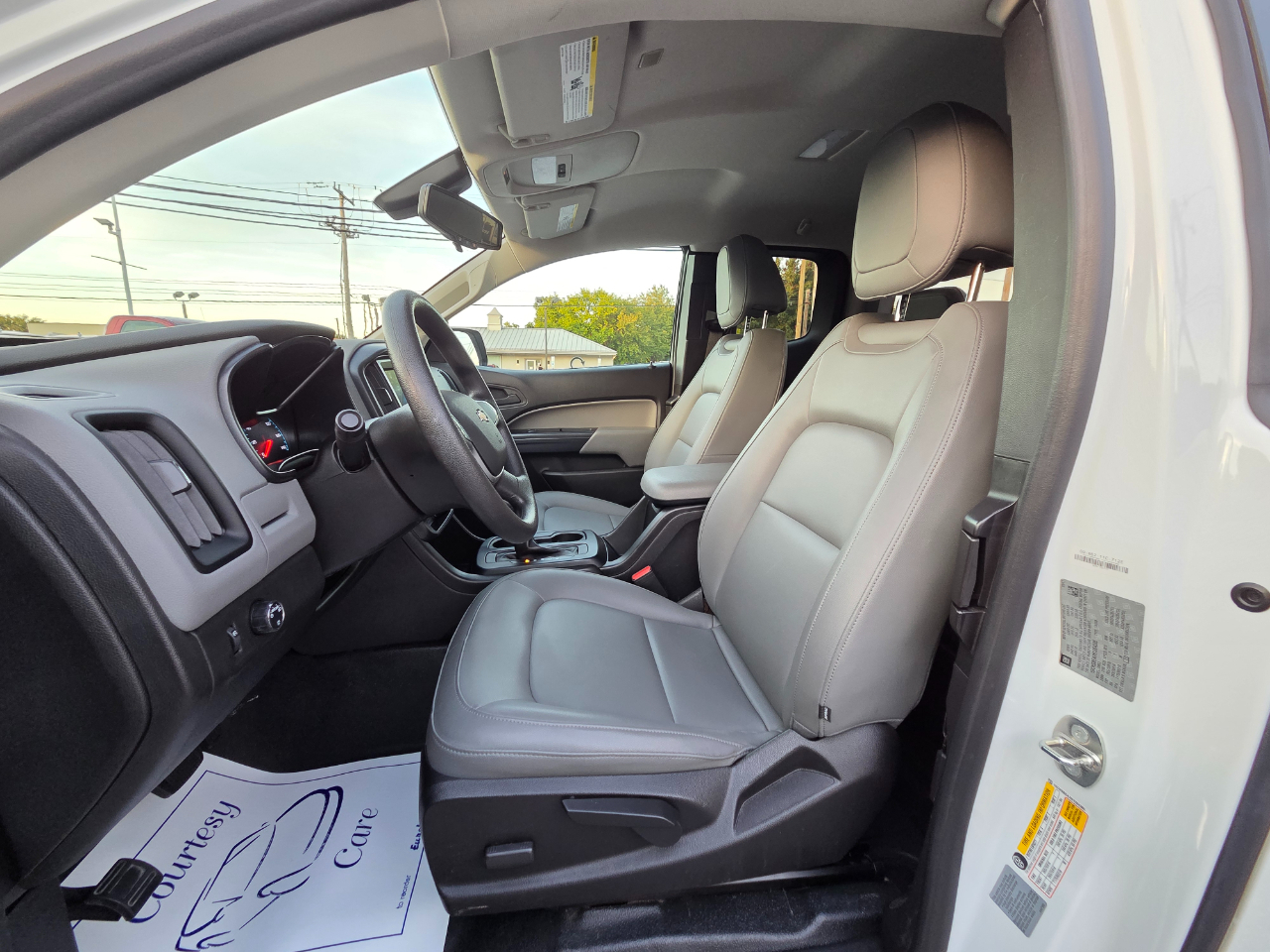 Chevrolet Colorado 2WD Ext Cab 128.3" WT 2017