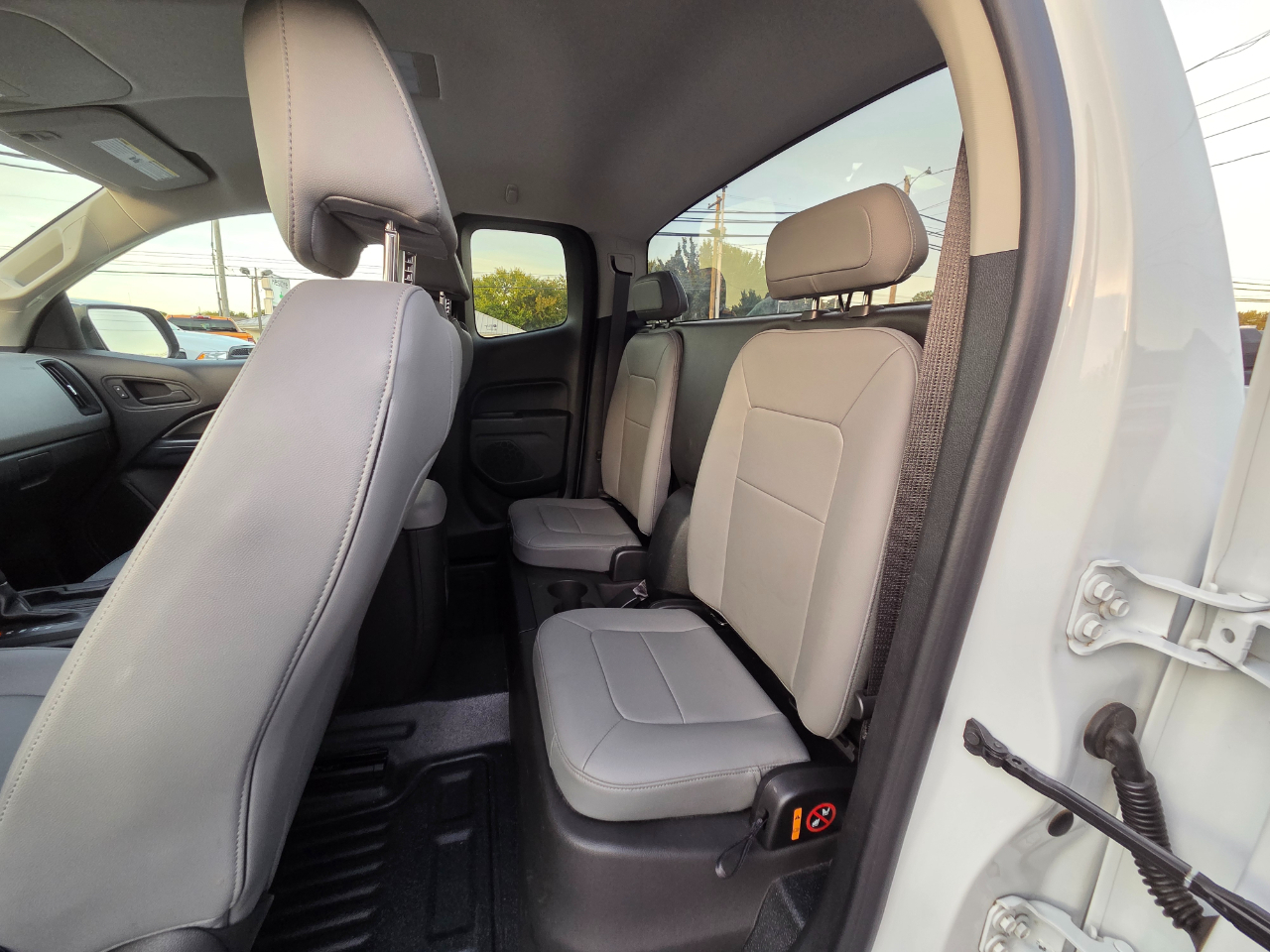Chevrolet Colorado 2WD Ext Cab 128.3" WT 2017