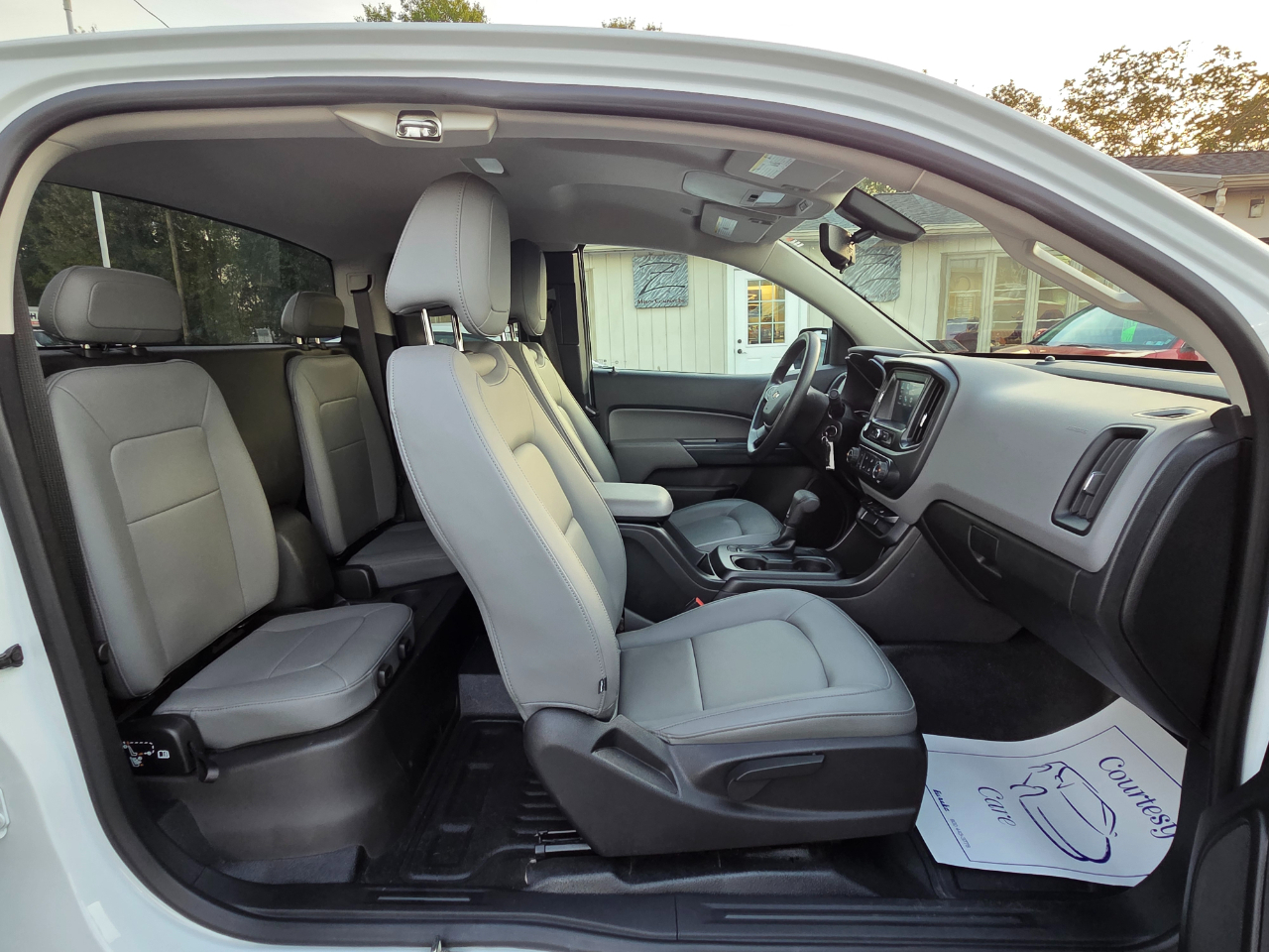 Chevrolet Colorado 2WD Ext Cab 128.3" WT 2017