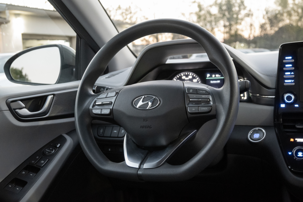 Hyundai Ioniq Hybrid Blue Hatchback 2020