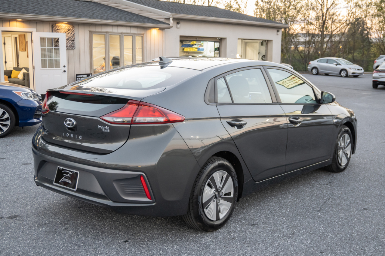 Hyundai Ioniq Hybrid Blue Hatchback 2020
