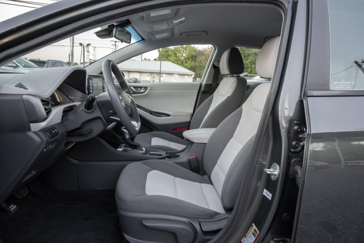 Hyundai Ioniq Hybrid Blue Hatchback 2020