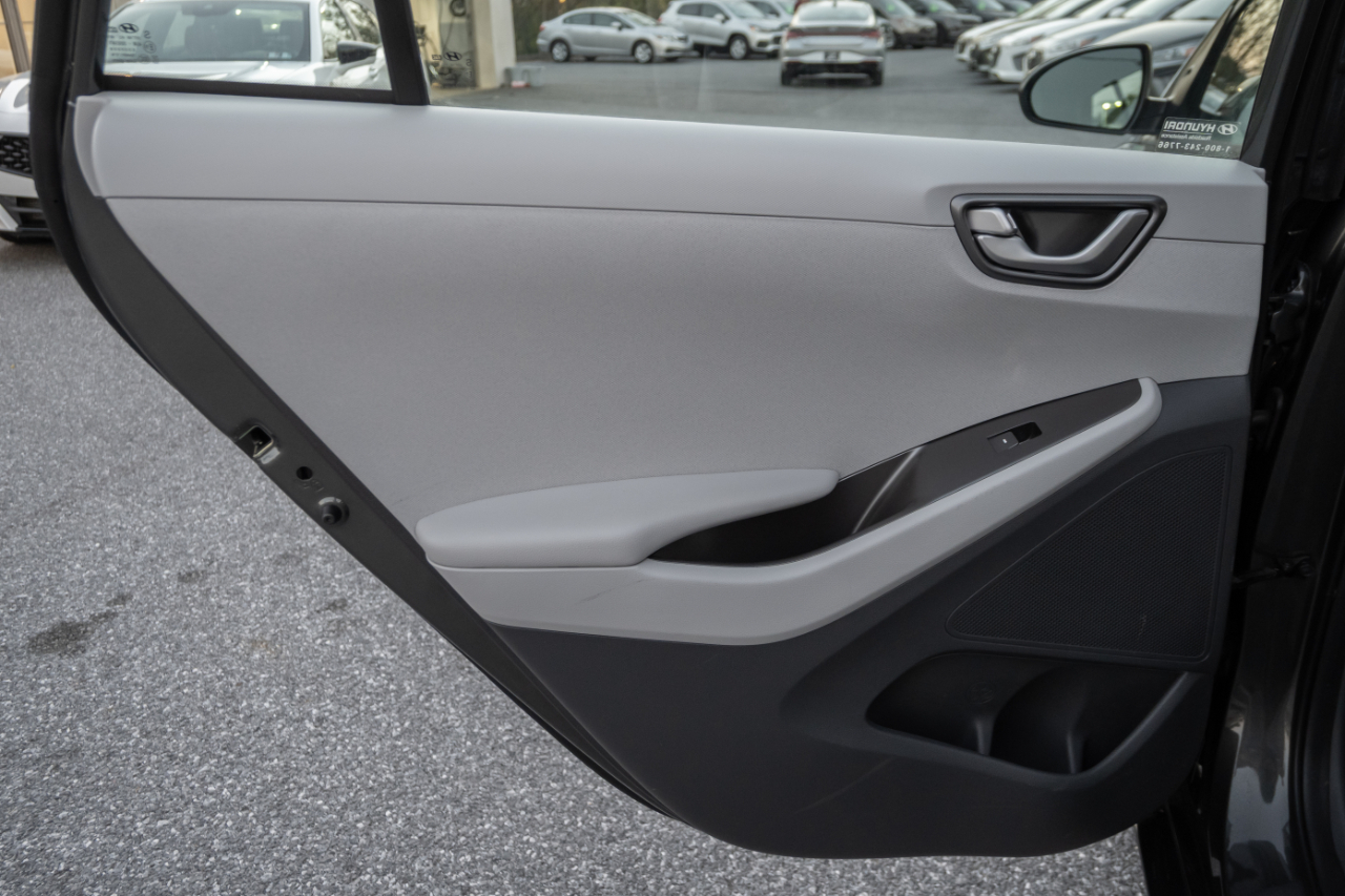 Hyundai Ioniq Hybrid Blue Hatchback 2020