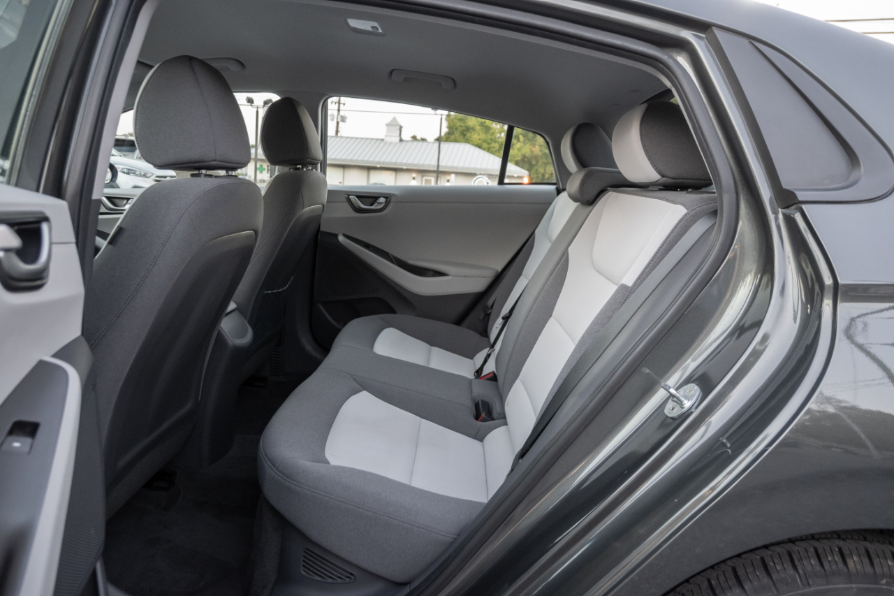 Hyundai Ioniq Hybrid Blue Hatchback 2020