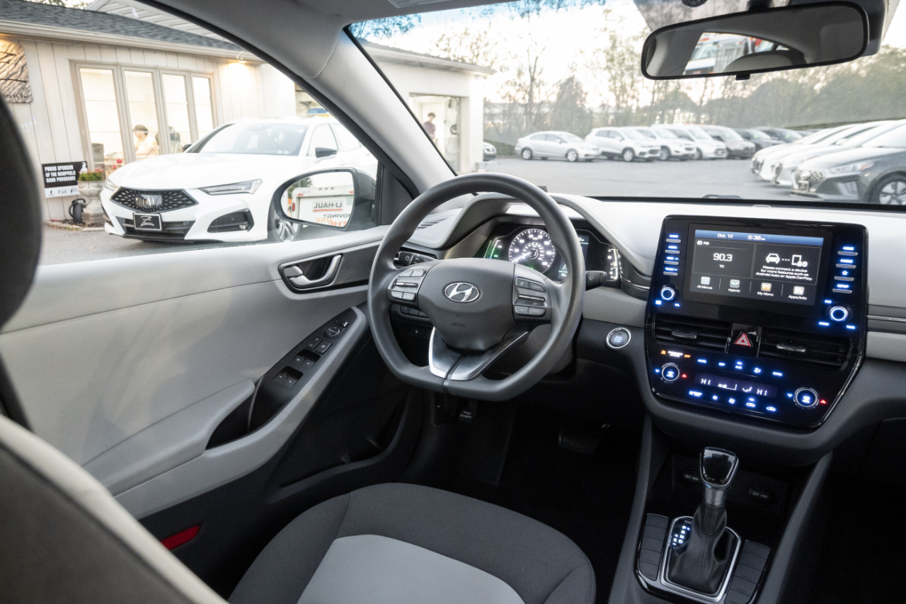 Hyundai Ioniq Hybrid Blue Hatchback 2020