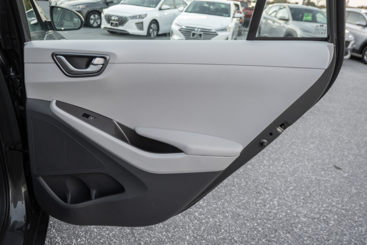 Hyundai Ioniq Hybrid Blue Hatchback 2020