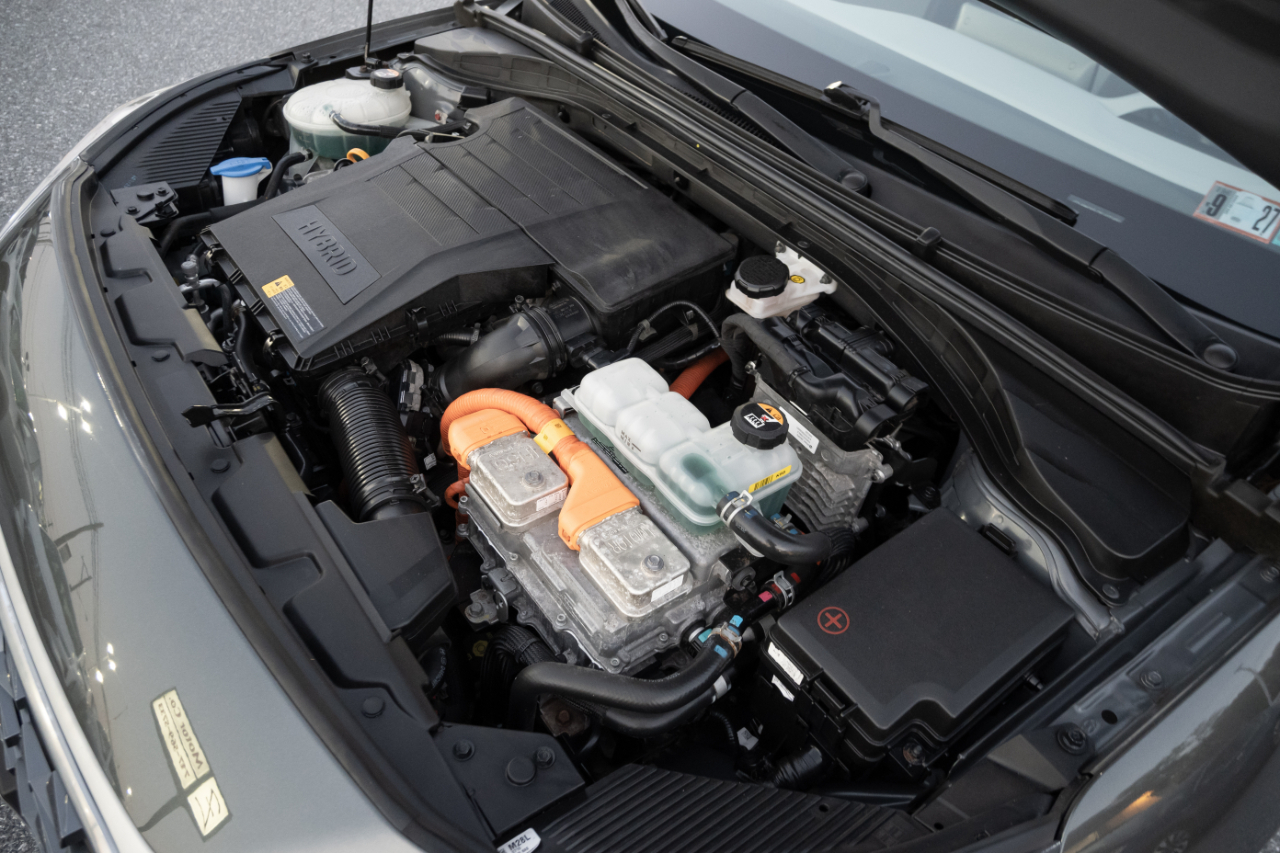 Hyundai Ioniq Hybrid Blue Hatchback 2020