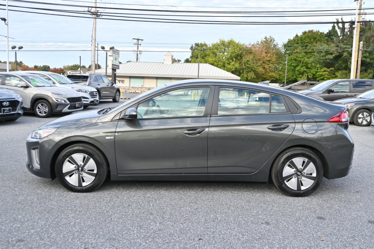 Hyundai Ioniq Hybrid Blue Hatchback 2020