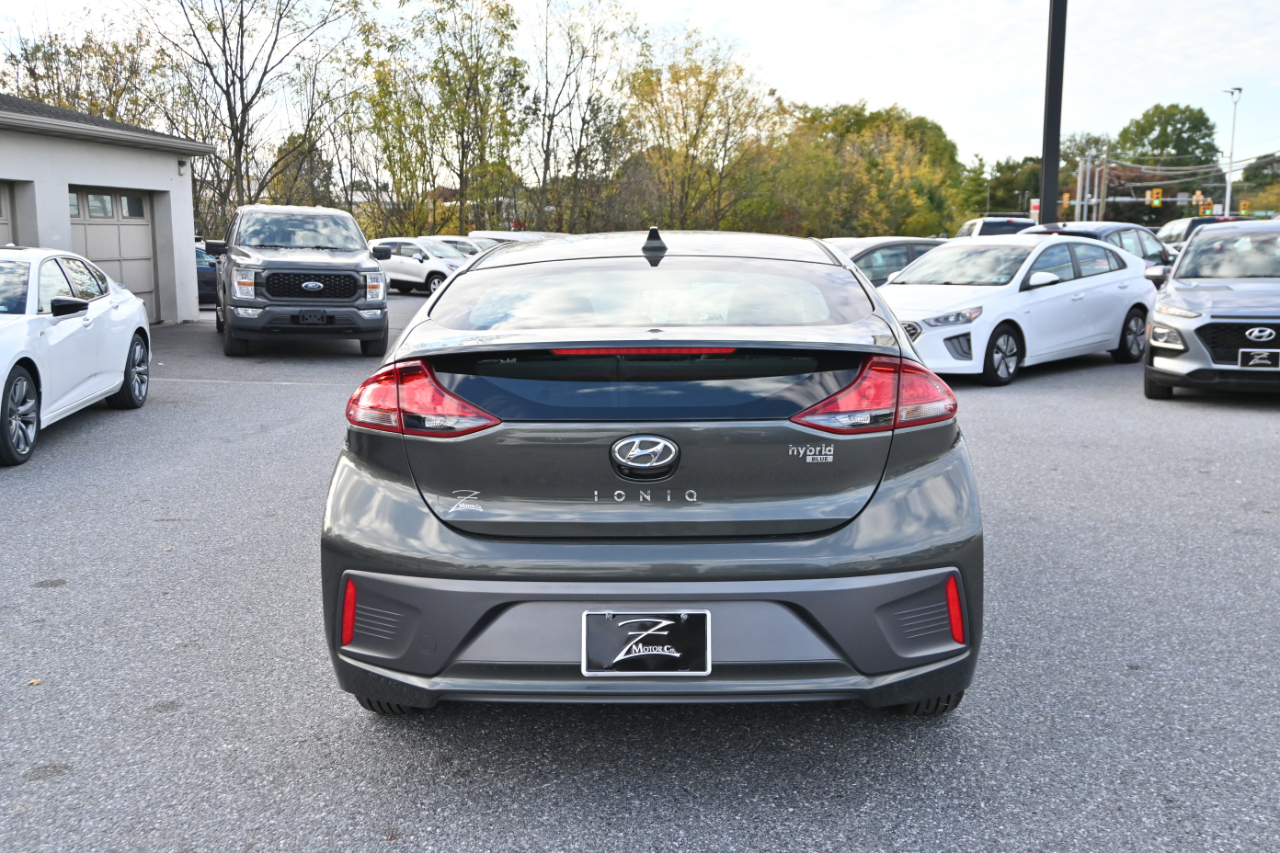 Hyundai Ioniq Hybrid Blue Hatchback 2020