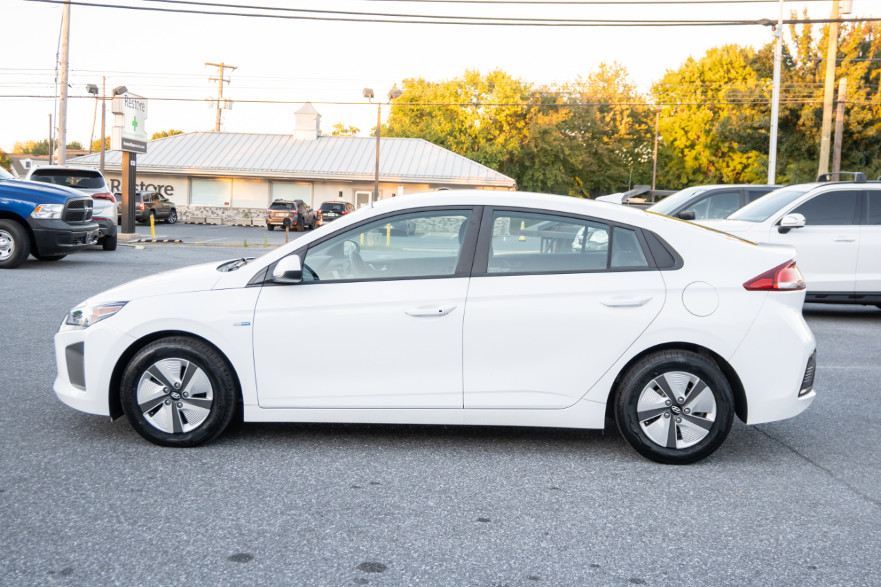 Hyundai Ioniq Hybrid Blue Hatchback 2019