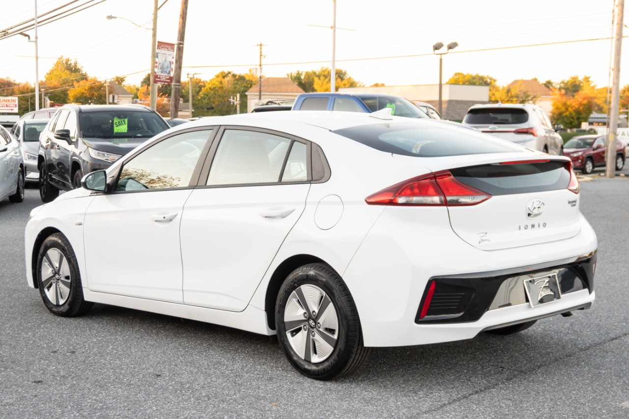 Hyundai Ioniq Hybrid Blue Hatchback 2019
