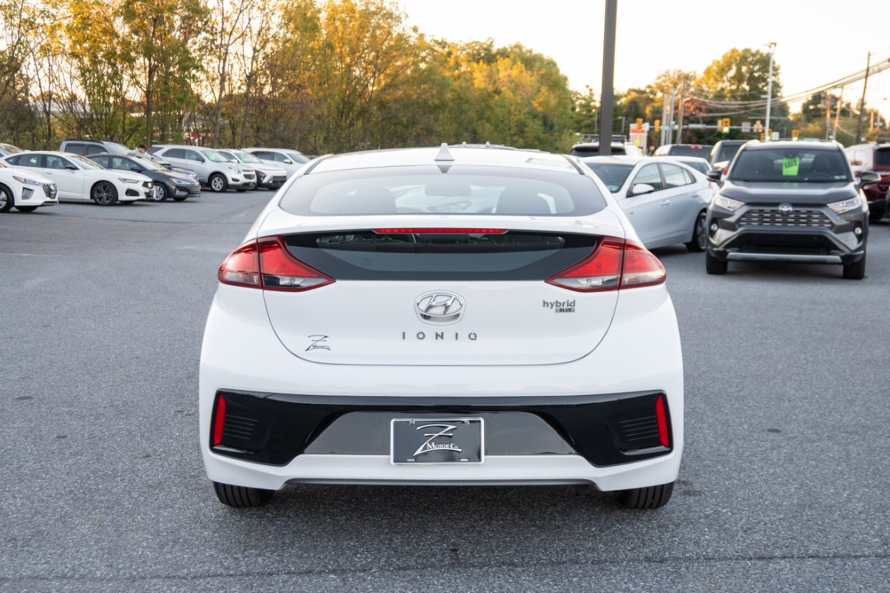 Hyundai Ioniq Hybrid Blue Hatchback 2019