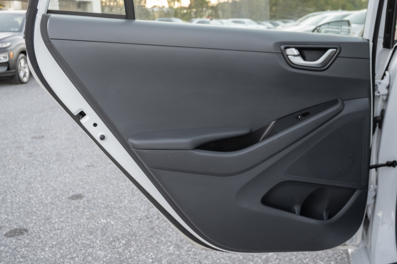 Hyundai Ioniq Hybrid Blue Hatchback 2019