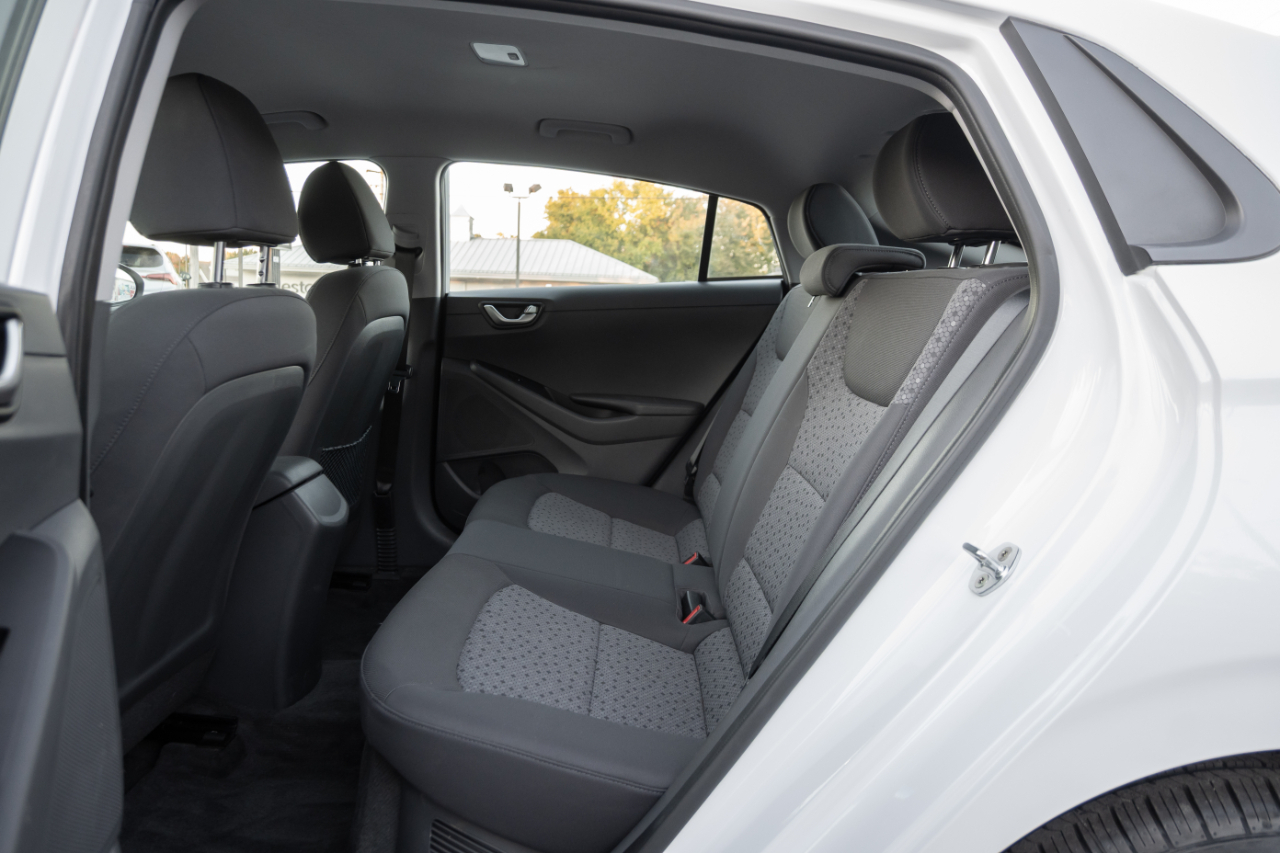 Hyundai Ioniq Hybrid Blue Hatchback 2019