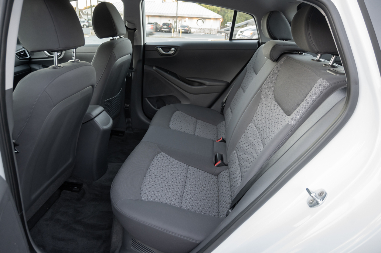 Hyundai Ioniq Hybrid Blue Hatchback 2019