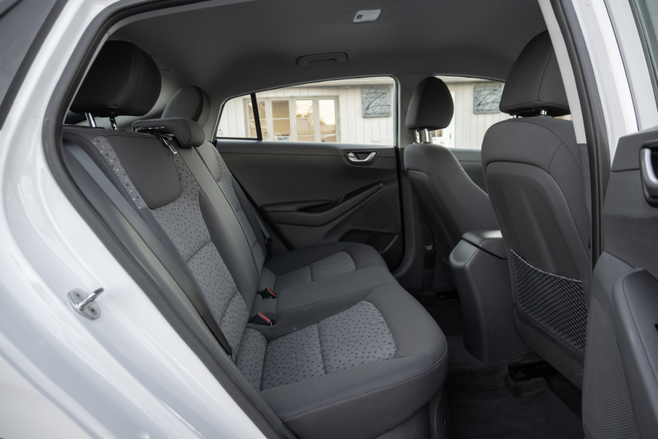 Hyundai Ioniq Hybrid Blue Hatchback 2019