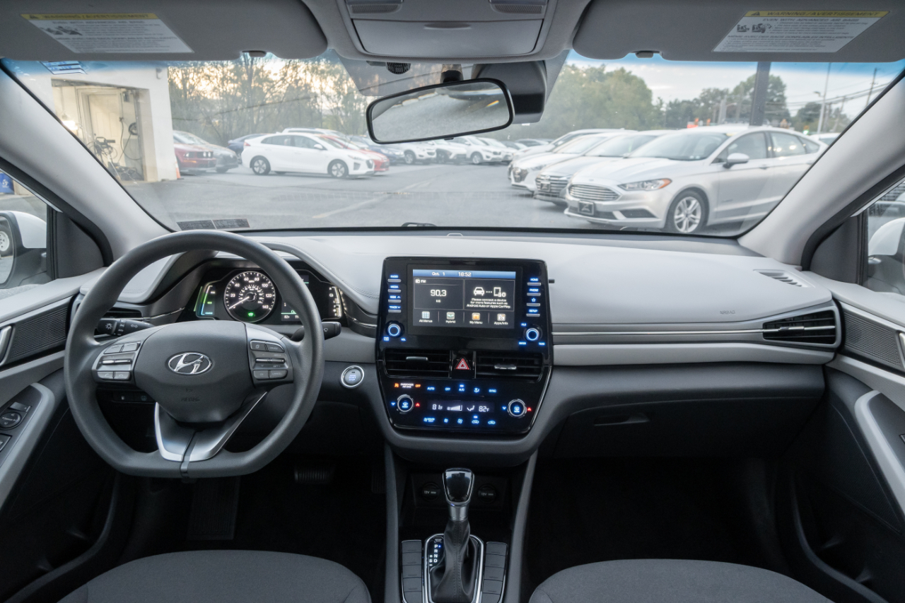 Hyundai Ioniq Hybrid Blue Hatchback 2020