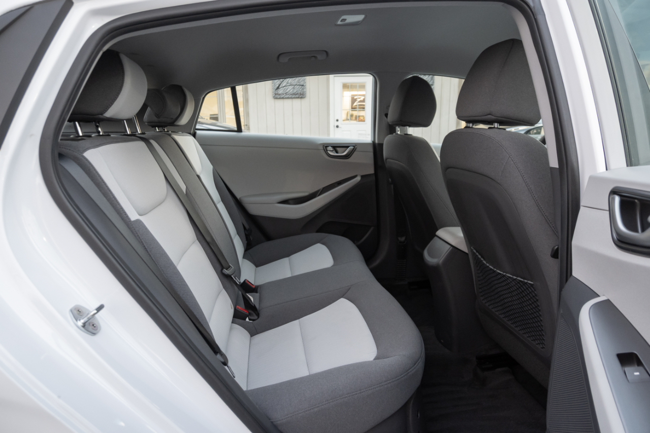 Hyundai Ioniq Hybrid Blue Hatchback 2020