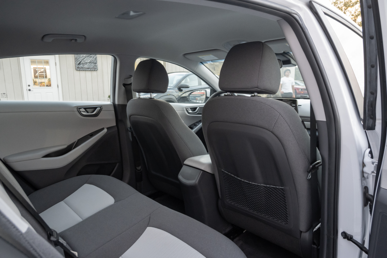 Hyundai Ioniq Hybrid Blue Hatchback 2020