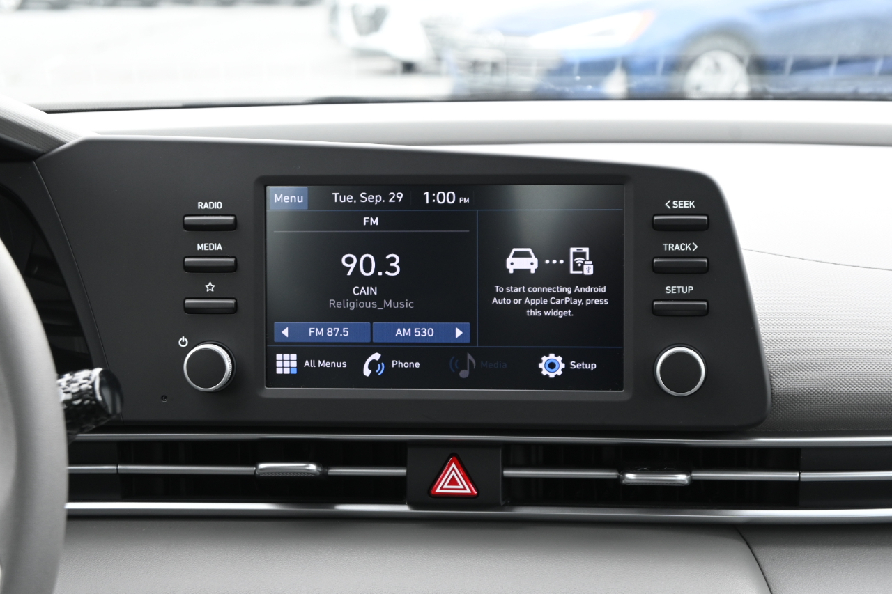 Hyundai Elantra SE 2021