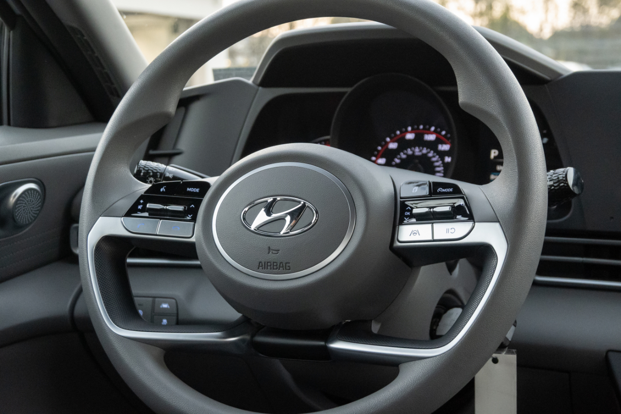 Hyundai Elantra SE 2021