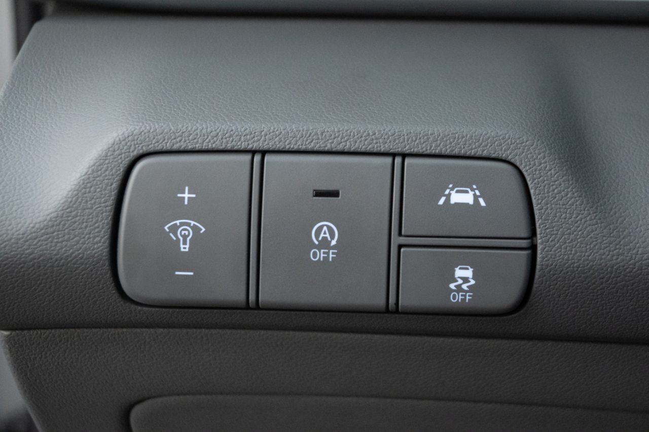 Hyundai Elantra SE 2021