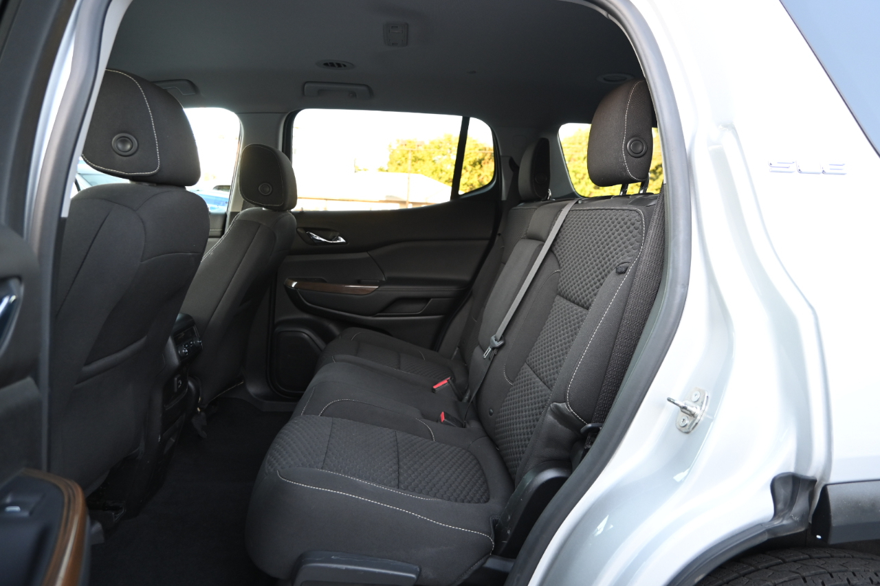 GMC Acadia AWD 4dr SLE w/SLE-1 2019
