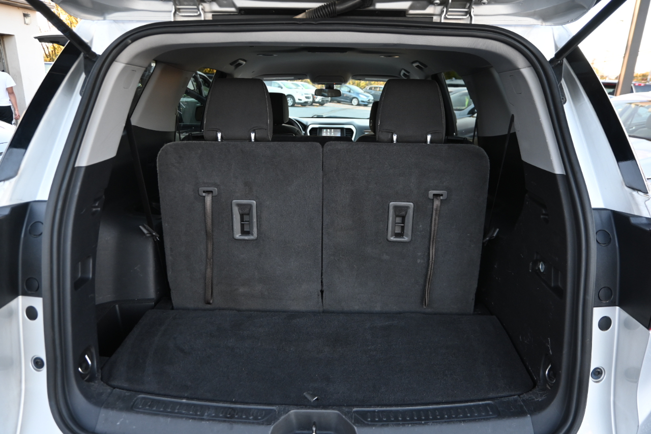 GMC Acadia AWD 4dr SLE w/SLE-1 2019