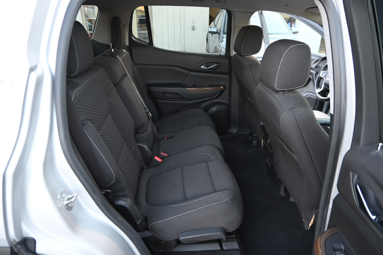 GMC Acadia AWD 4dr SLE w/SLE-1 2019