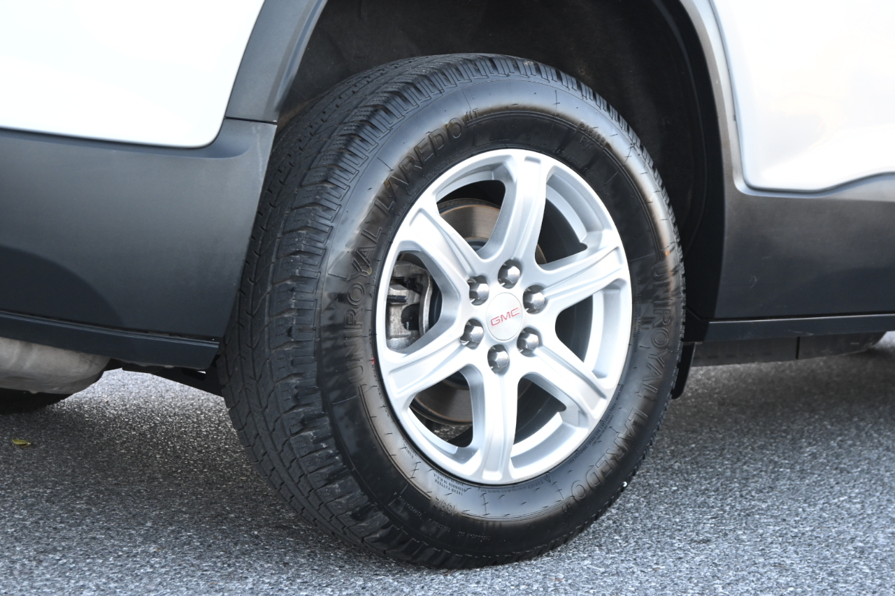 GMC Acadia AWD 4dr SLE w/SLE-1 2019