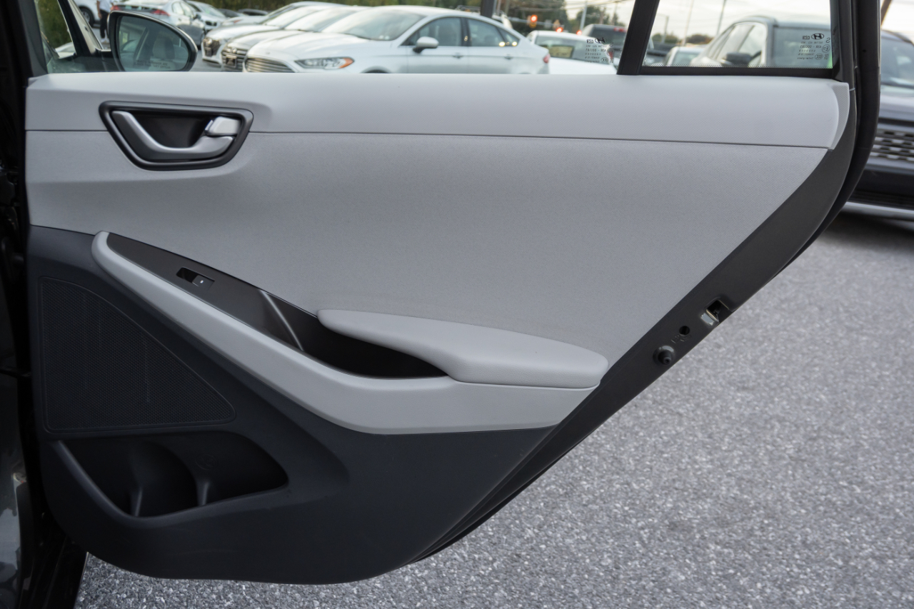 Hyundai Ioniq Hybrid Blue Hatchback 2020